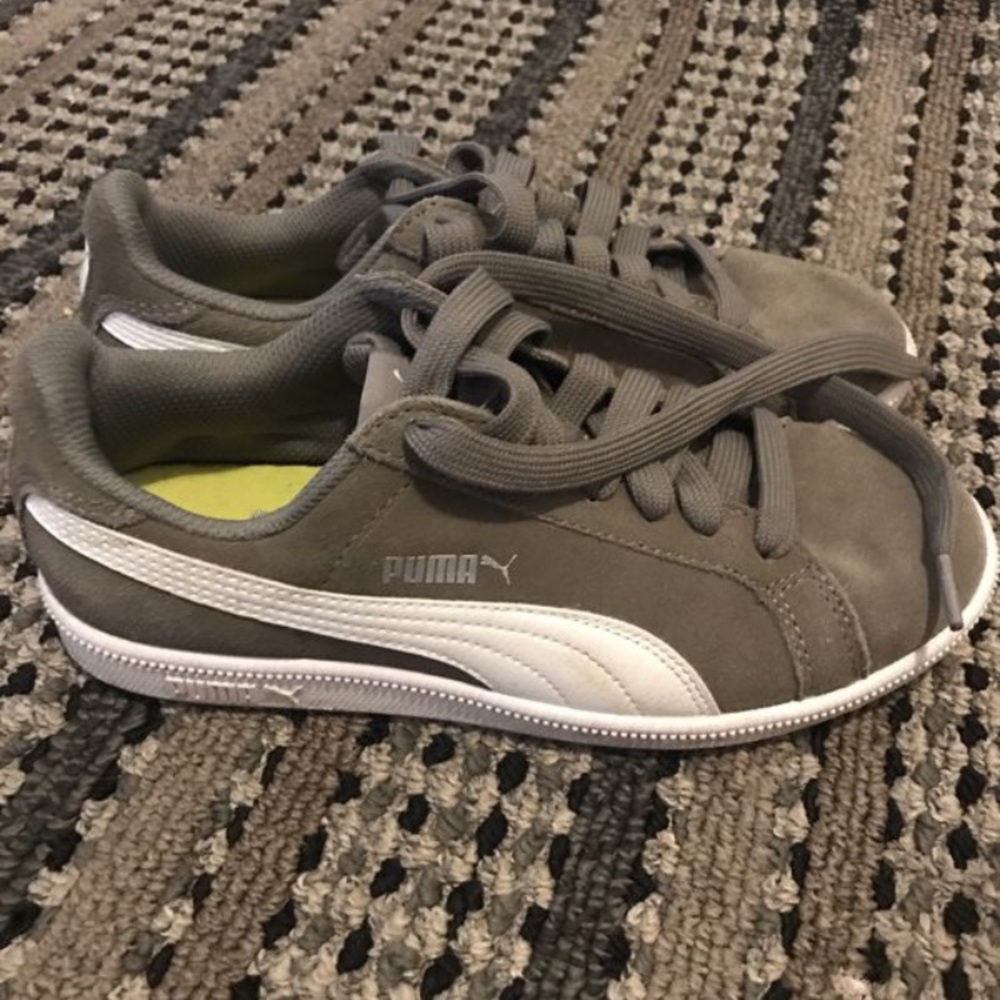 Kids Olive Green Pumas